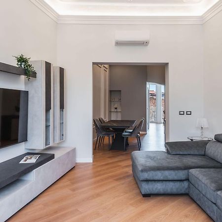 Etnea Modern Apartment By Wonderful Italy カターニア エクステリア 写真