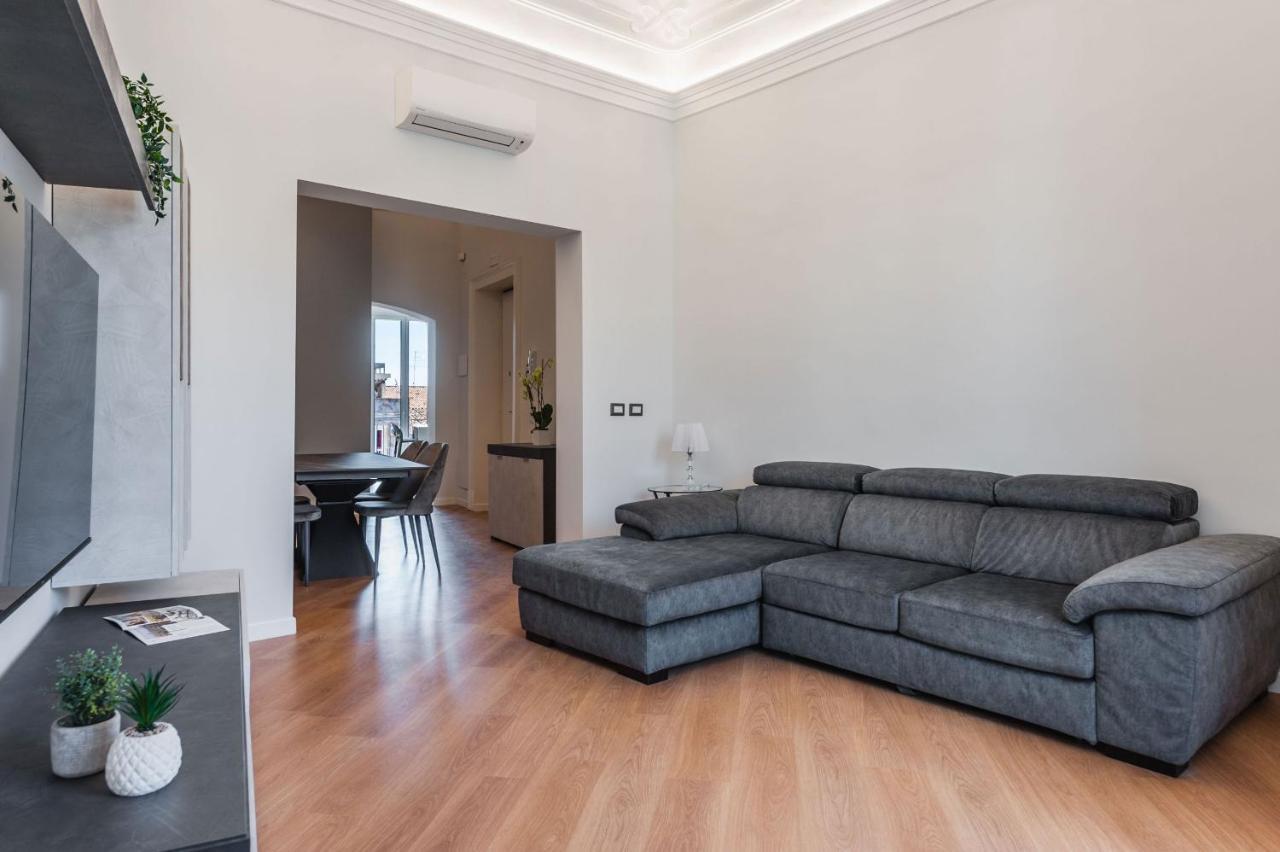 Etnea Modern Apartment By Wonderful Italy カターニア エクステリア 写真
