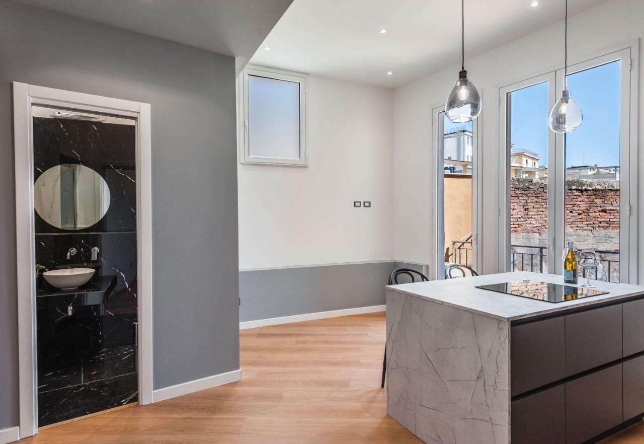 Etnea Modern Apartment By Wonderful Italy カターニア エクステリア 写真