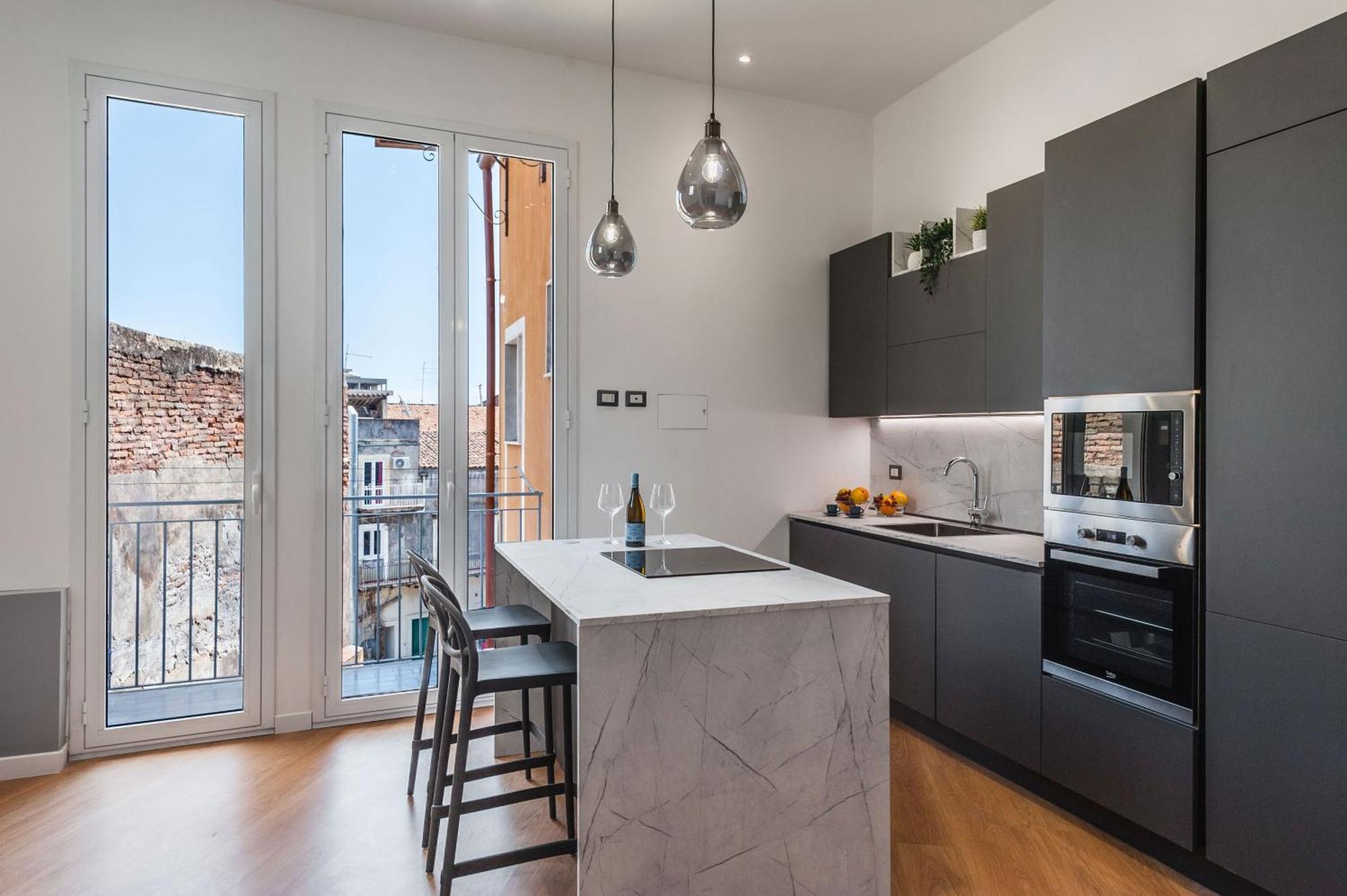 Etnea Modern Apartment By Wonderful Italy カターニア エクステリア 写真